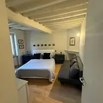 Beautiful Center Apartments - Posti Auto Privati Prenotabili